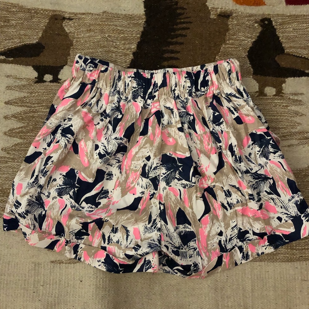 NWOT Printed Elastic Shorts - Free Size